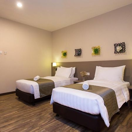 Dk Hotel Johor Bahru Zewnętrze zdjęcie